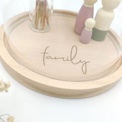 Stolp voor houten poppetjes met gravure - Family