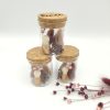Glazen potje met gravure en houten popje - Renée